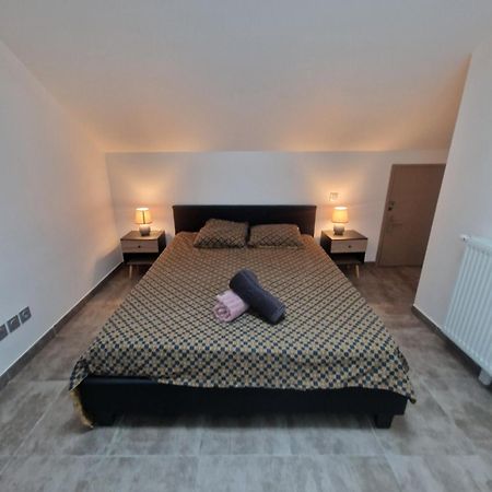 Superbe T2 Duplex Vue Sur Les Montagnes Apartment Chorges Exterior photo