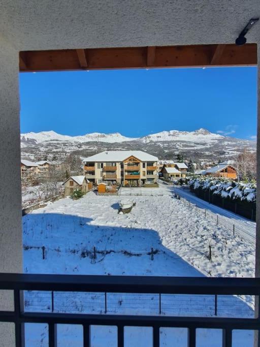 Superbe T2 Duplex Vue Sur Les Montagnes Apartment Chorges Exterior photo